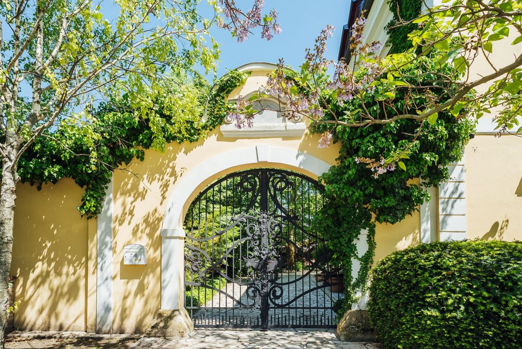 Maros markovic zvyk uzavretie castel