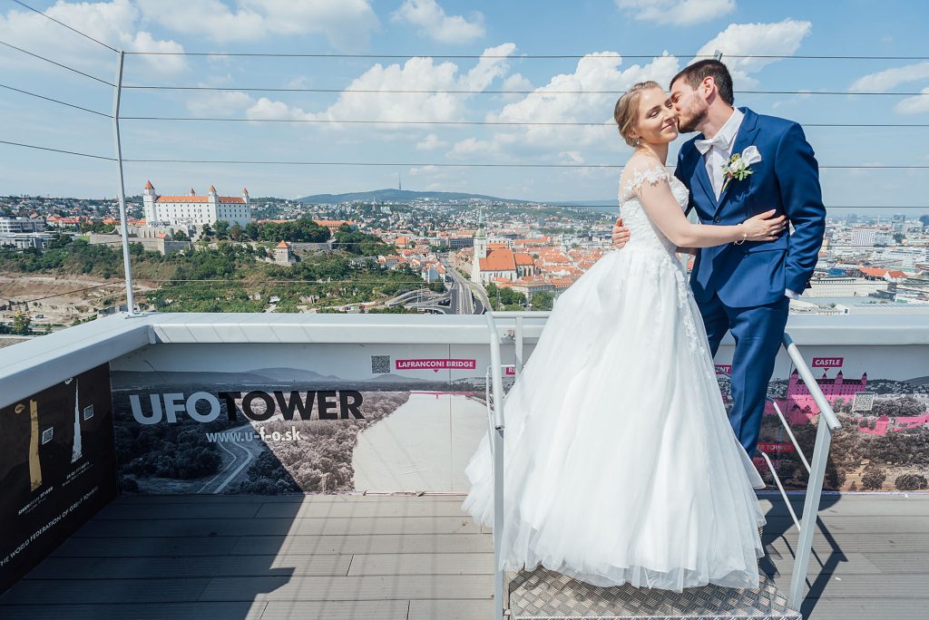 Svadobny odbornik zasnuby zvyk hrad katedrala