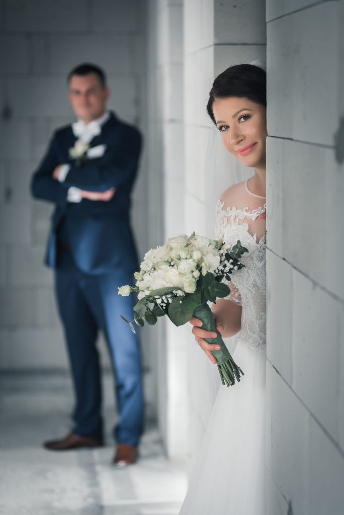 Kreativny fotograf svadba vydaj modra rusko