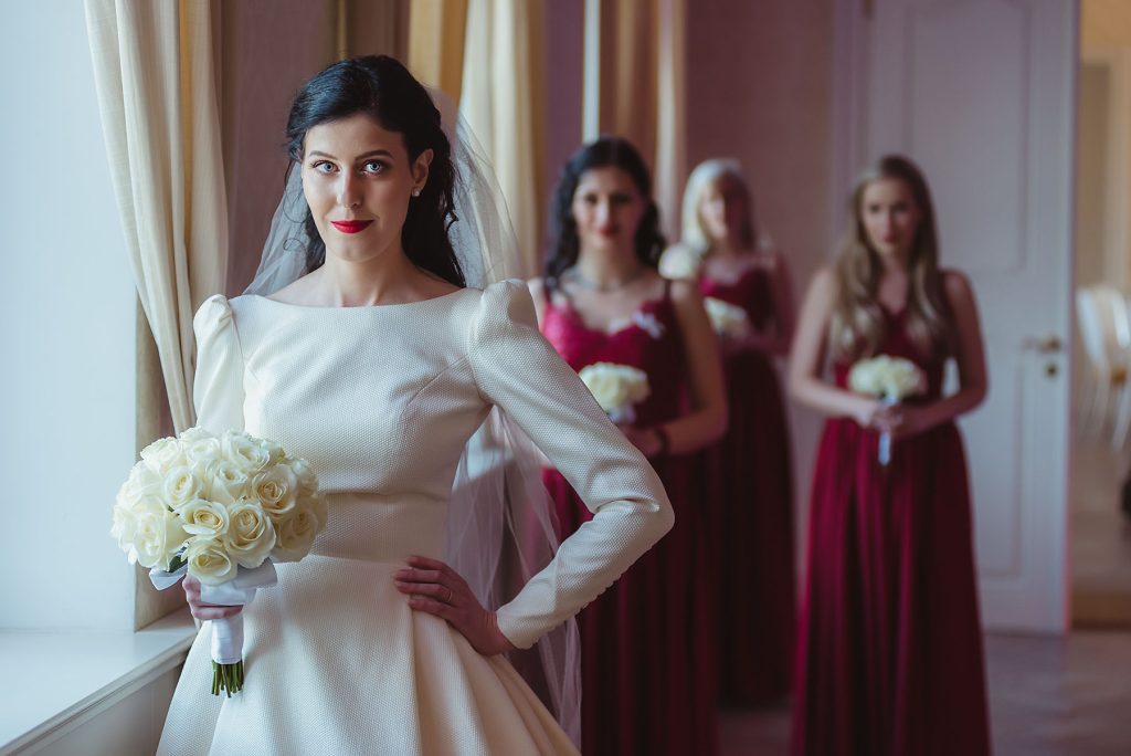 Profesionalny fotografka stylova druzicka tomasov chodby