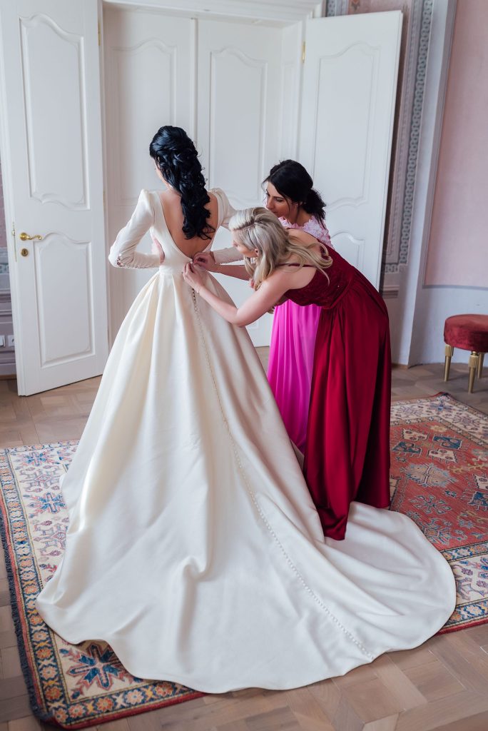 Profesionalny fotografka stylova nevesta terasa sala